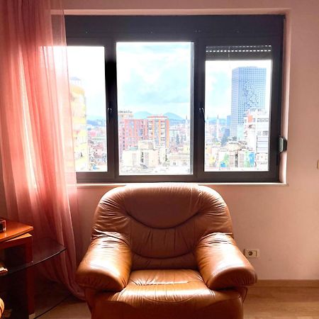 Easy Peasy - 9Th Floor View Downtown Apartment Тирана Екстериор снимка