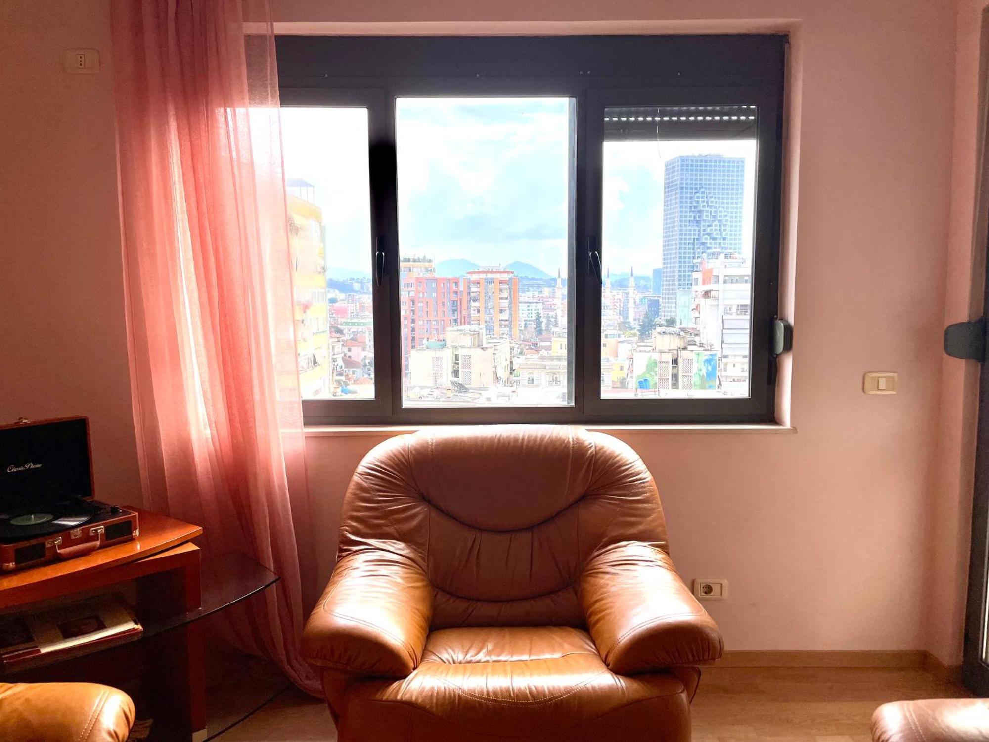 Easy Peasy - 9Th Floor View Downtown Apartment Тирана Екстериор снимка
